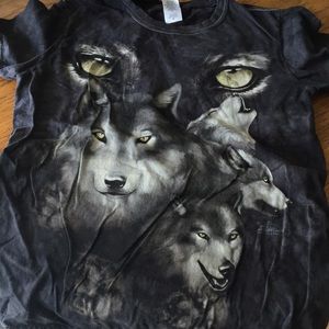 Wolf shirt